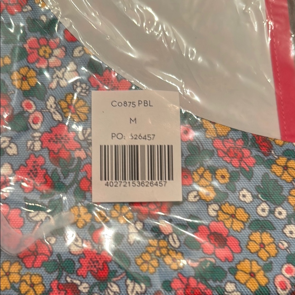 Boden Floral Apron with Pink Trim - Picture 4 of 4